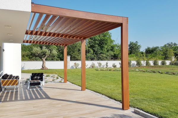 installer-une-pergola-en-bois-:-avec-quelle-autorisation-d’urbanisme-?