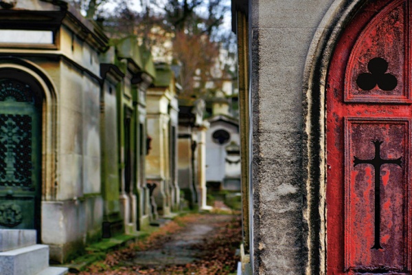entreprises-funeraires-:-amenagement-des-delais-d’inhumation-et-de-cremation