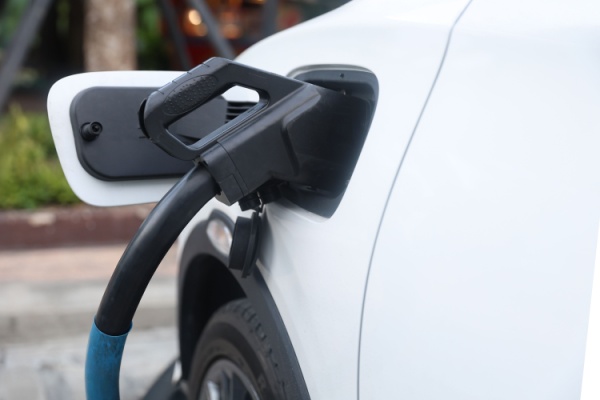 score-environnemental-des-voitures-electriques :-mode-de-calcul-revise