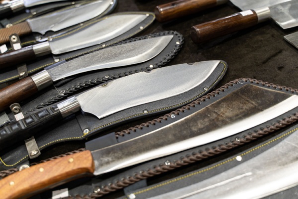 fabrication,-commerce,-et-detention-d’armes-blanches-:-les-nouveautes-a-connaitre