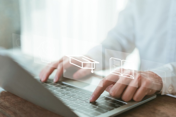 financement-des-cfa-:-la-liste-des-formations-a-distance-exemptees-de-la-minoration-est-publiee