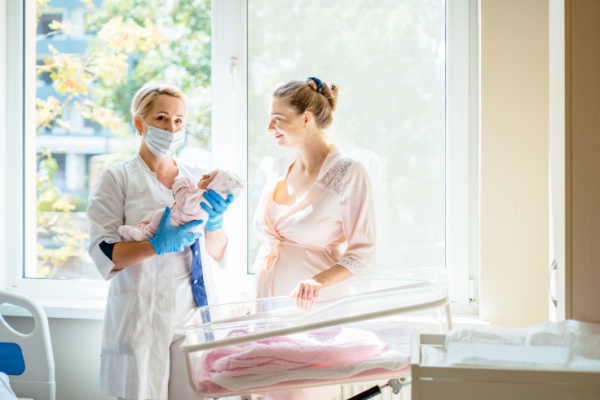 exercice-de-la-profession-de-sage-femme-:-de-nouvelles-conditions-pour-les-etudiants-remplacants