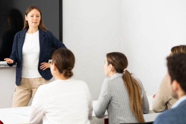 enseignement-prive-:-precisions-concernant-les-enseignants-stagiaires