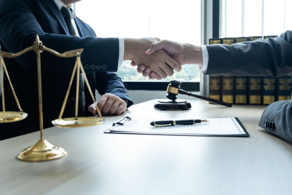 avocat-:-des-nouveautes-pour-le-contrat-de-collaboration